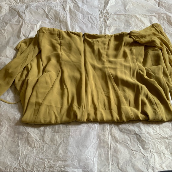 ‘Naomi' Olive Halter Midi Dress - Picture 14 of 17